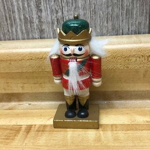 Nutcracker Place Card Holder